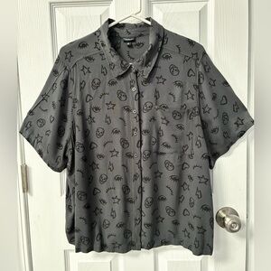 Torrid Lizzie Rayon Slub Button Up Short Sleeve Crop Shirt